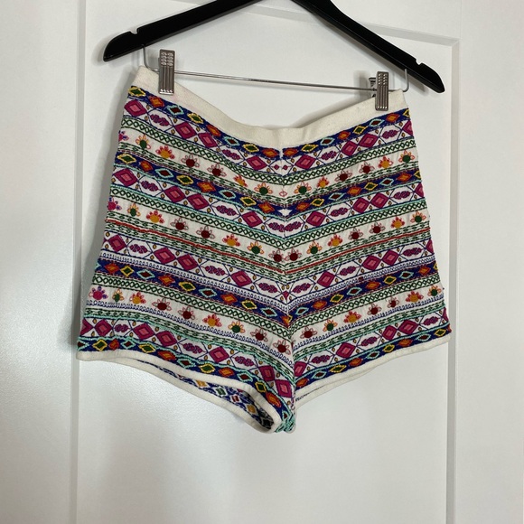 Zara limited Edition Embroidered Short - Picture 5 of 7